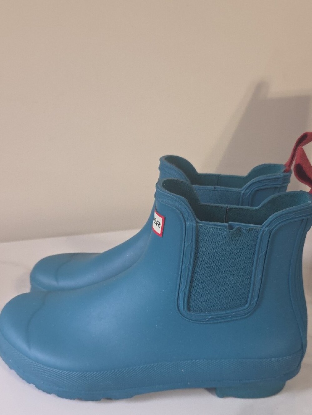 Hunter Womens Teal Chelsea Rain Boots with Red Pull Tabs - Picture 3 of 10